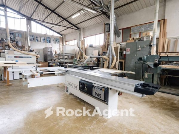 negozio in vendita a Sant'Omero