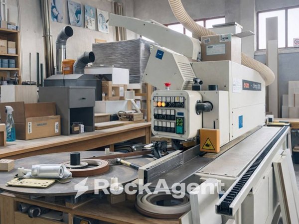 negozio in vendita a Sant'Omero