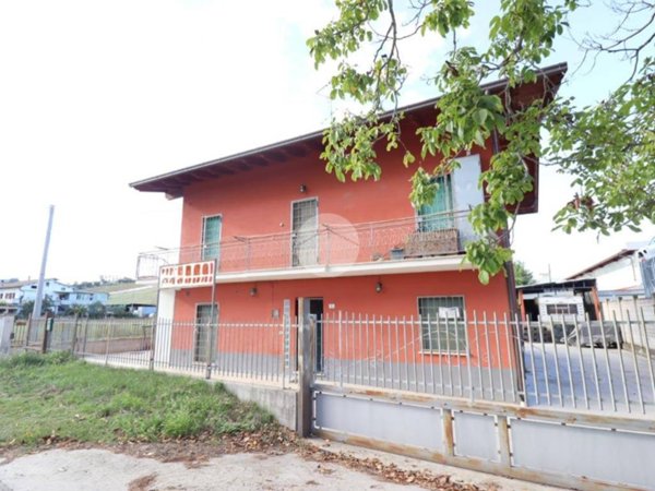 appartamento in vendita a Sant'Omero