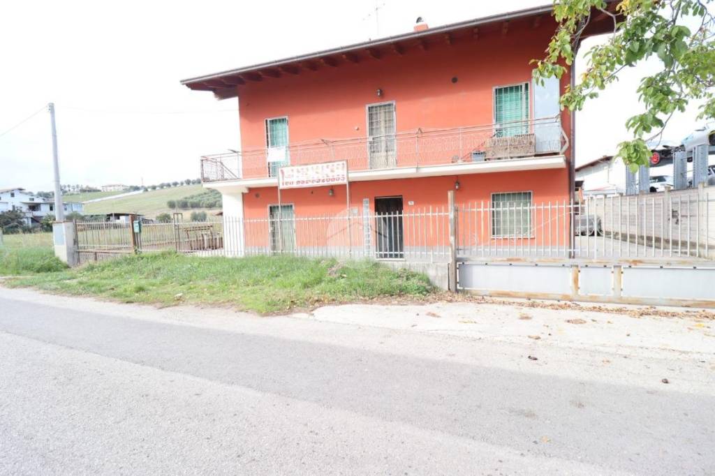 appartamento in vendita a Sant'Omero