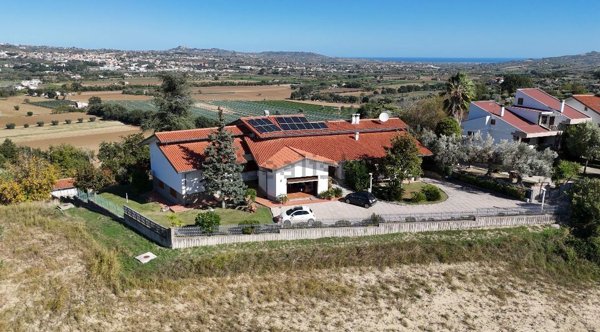 casa indipendente in vendita a Sant'Omero in zona Casette