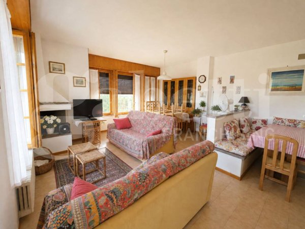 casa indipendente in vendita a Sant'Omero in zona Poggio Morello
