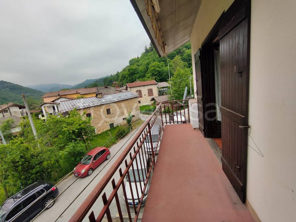casa indipendente in vendita a Roccaforte Mondovì in zona Lurisia