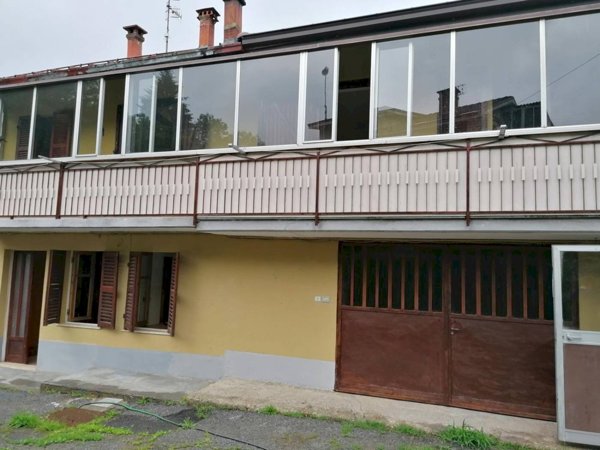 casa indipendente in vendita a Roccaforte Mondovì in zona Lurisia