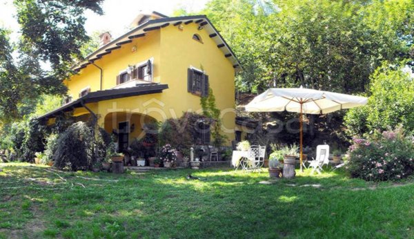 casa indipendente in vendita a Roccaforte Mondovì in zona Lurisia