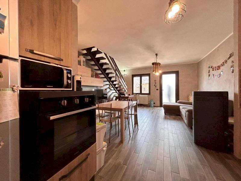 casa indipendente in vendita a Roccaforte Mondovì