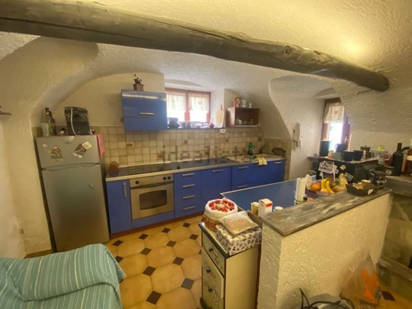 casa indipendente in vendita a Roccaforte Mondovì