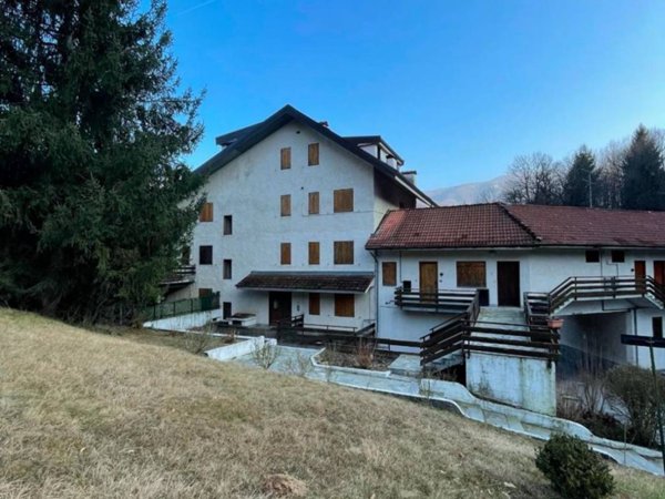 appartamento in vendita a Roccaforte Mondovì in zona Lurisia