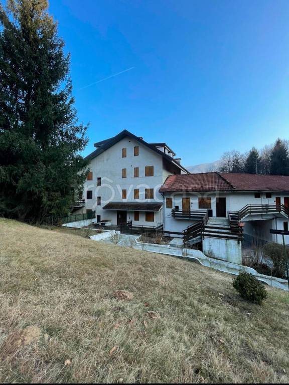 appartamento in vendita a Roccaforte Mondovì in zona Lurisia