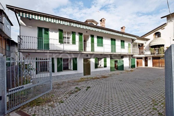 casa indipendente in vendita a Roccaforte Mondovì