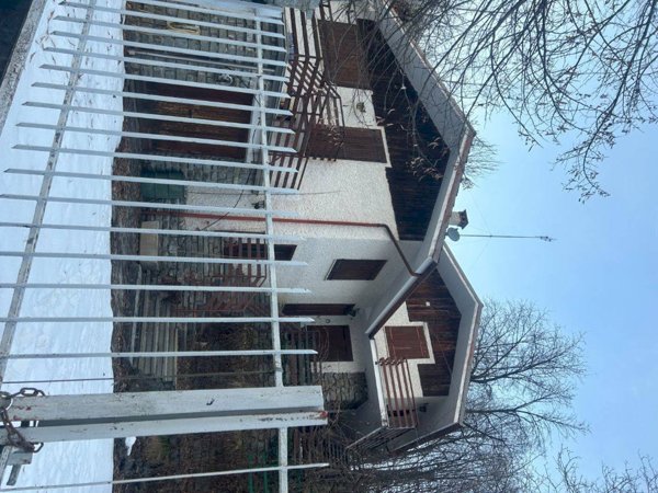 casa indipendente in vendita a Roccaforte Mondovì in zona Bertini