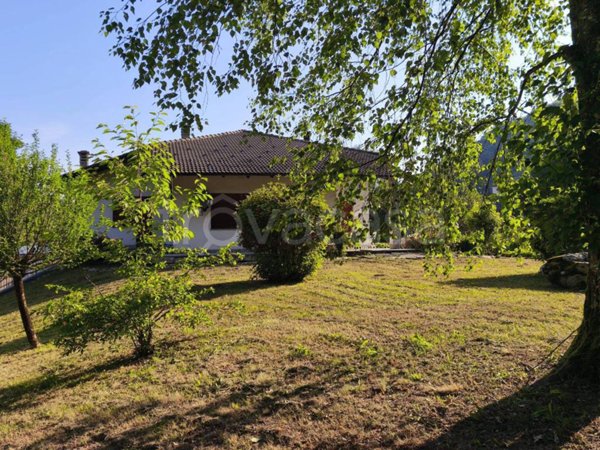 casa indipendente in vendita a Roccaforte Mondovì in zona Lurisia
