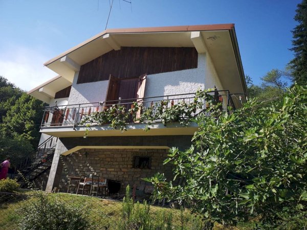 casa indipendente in vendita a Roccaforte Mondovì in zona Prea