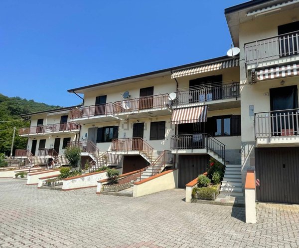 casa indipendente in vendita a Roccaforte Mondovì in zona Prea