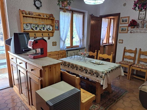 appartamento in vendita a Roccaforte Mondovì in zona Lurisia