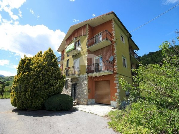 casa indipendente in vendita a Roccaforte Mondovì