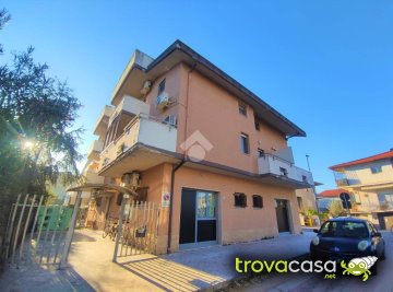 appartamento in vendita a Silvi in zona Silvi Marina