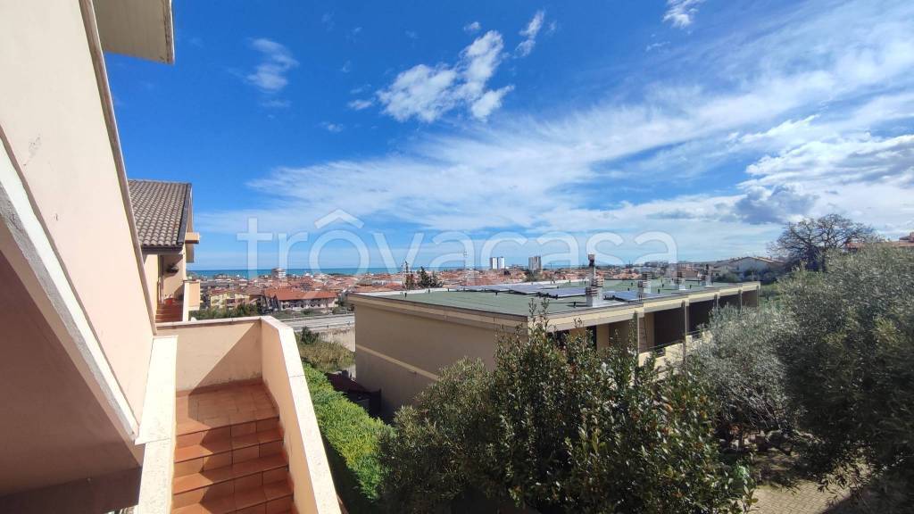 appartamento in vendita a Silvi in zona Silvi Marina