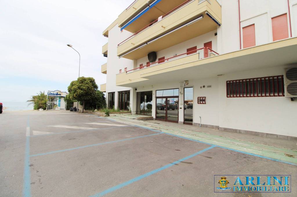 appartamento in vendita a Silvi in zona Silvi Marina