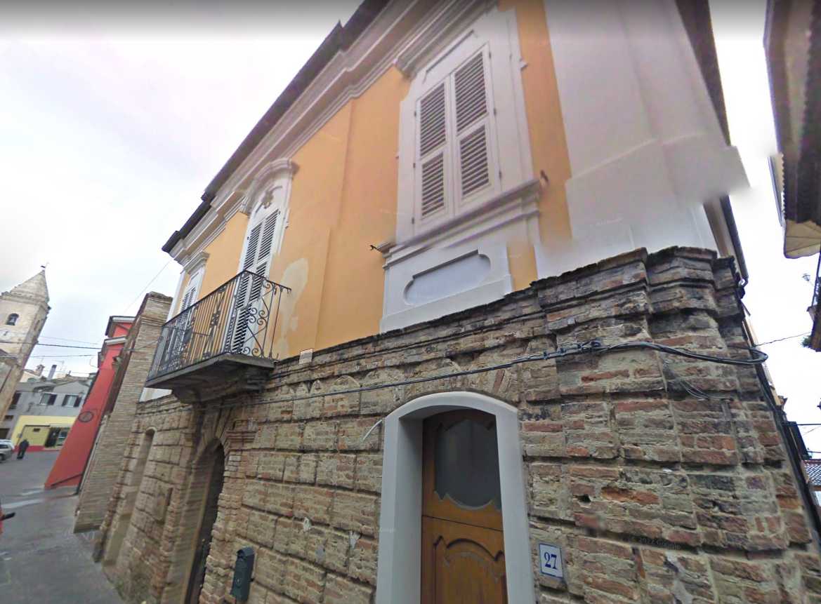 casa indipendente in vendita a Silvi in zona Silvi Paese