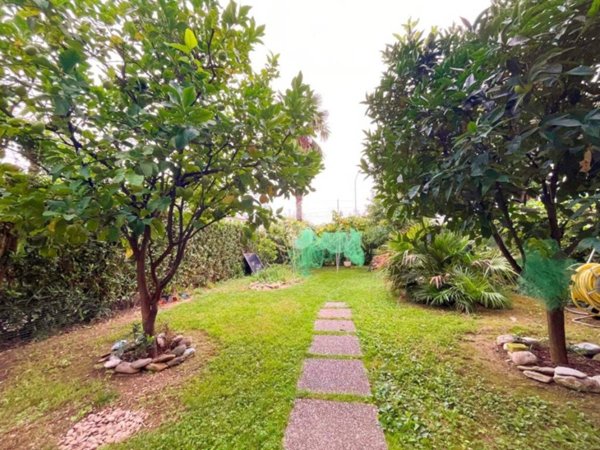 appartamento in vendita a Silvi in zona Silvi Marina