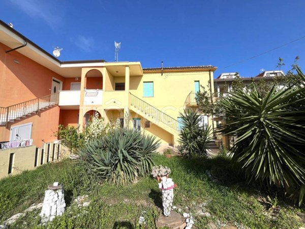 casa indipendente in vendita a Silvi in zona Pianacce
