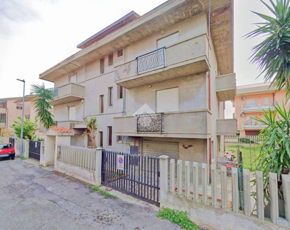 appartamento in vendita a Silvi in zona Silvi Marina