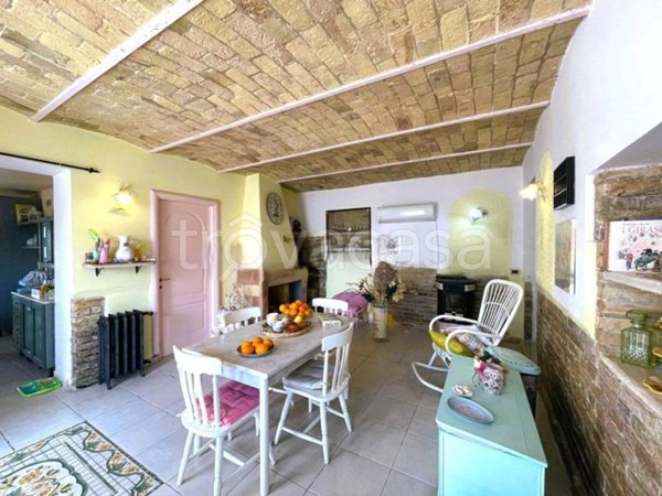 casa indipendente in vendita a Silvi in zona Silvi Marina