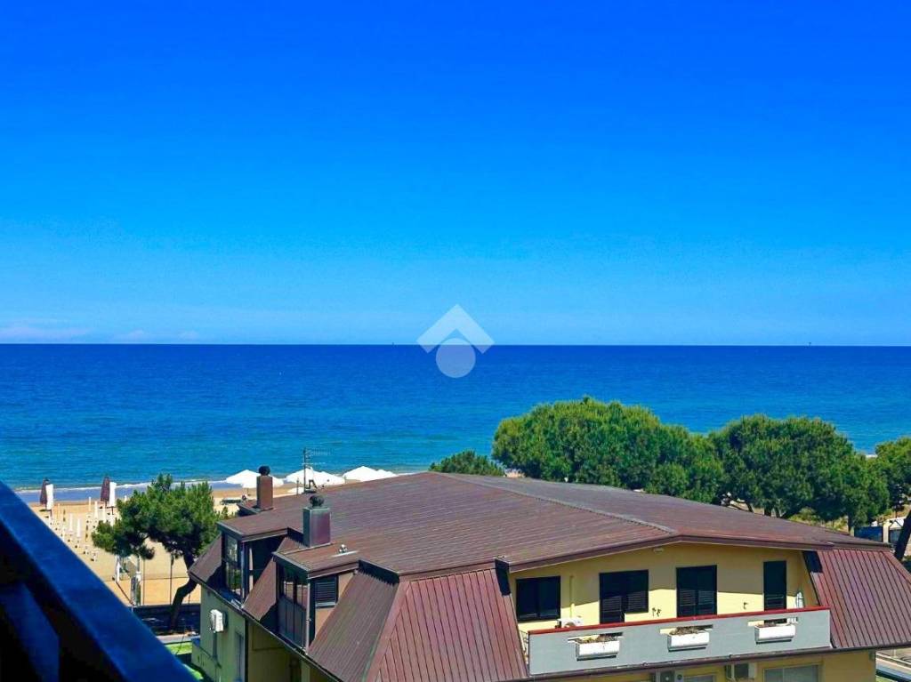 appartamento in vendita a Silvi in zona Silvi Marina
