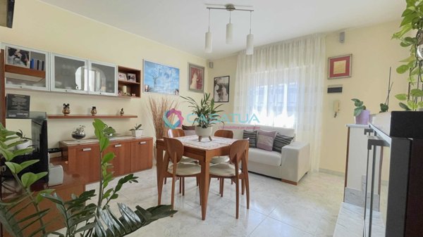 casa indipendente in vendita a Silvi