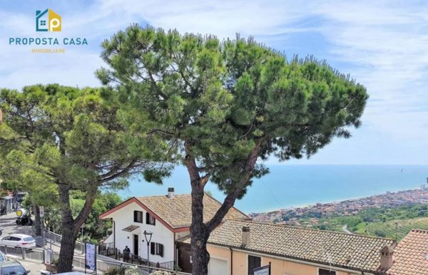 casa indipendente in vendita a Silvi in zona Silvi Paese