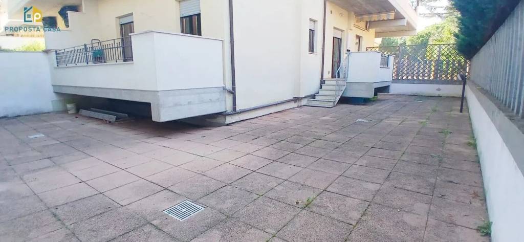 appartamento in vendita a Silvi in zona Silvi Marina