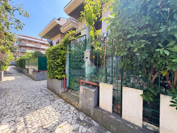 appartamento in vendita a Silvi in zona Silvi Marina