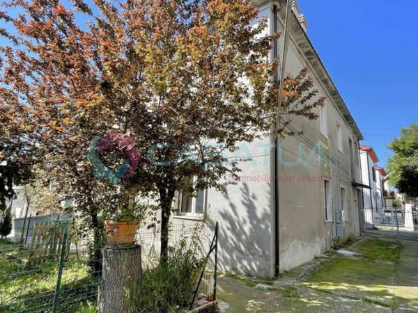 appartamento in vendita a Silvi in zona Silvi Paese