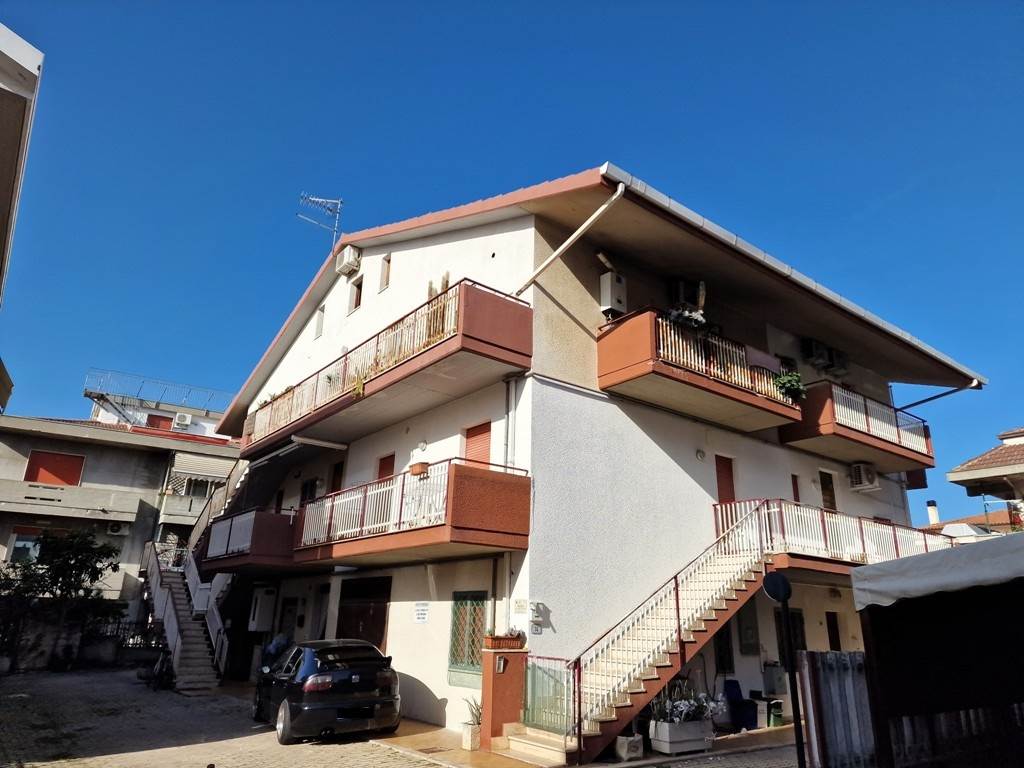 appartamento in vendita a Silvi in zona Silvi Marina