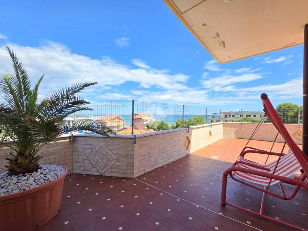 appartamento in vendita a Silvi in zona Silvi Marina