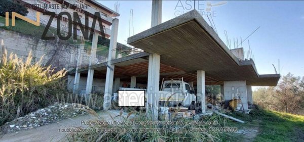 casa indipendente in vendita a Silvi