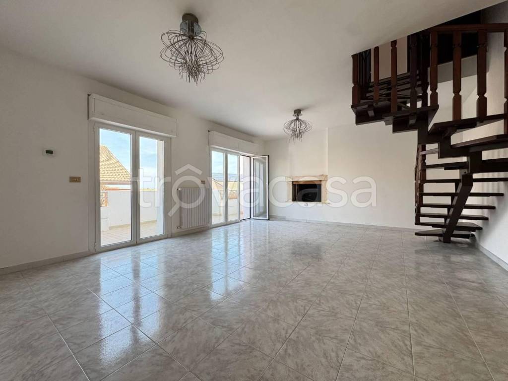 appartamento in vendita a Silvi in zona Santo Stefano