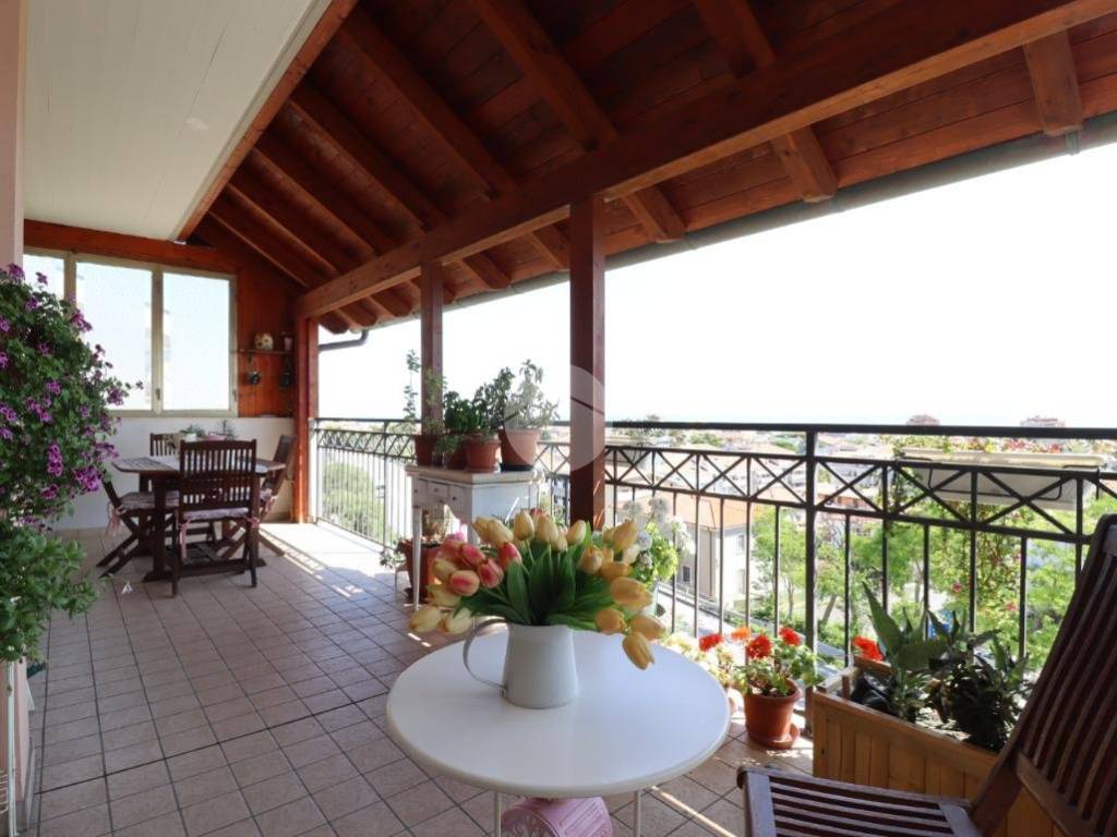 appartamento in vendita a Silvi in zona Santo Stefano