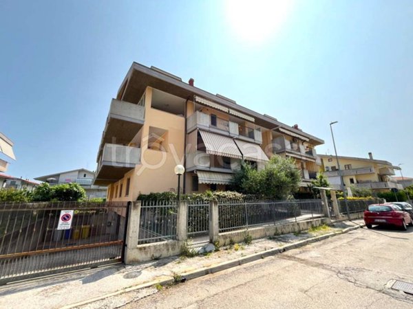 appartamento in vendita a Silvi in zona Silvi Marina