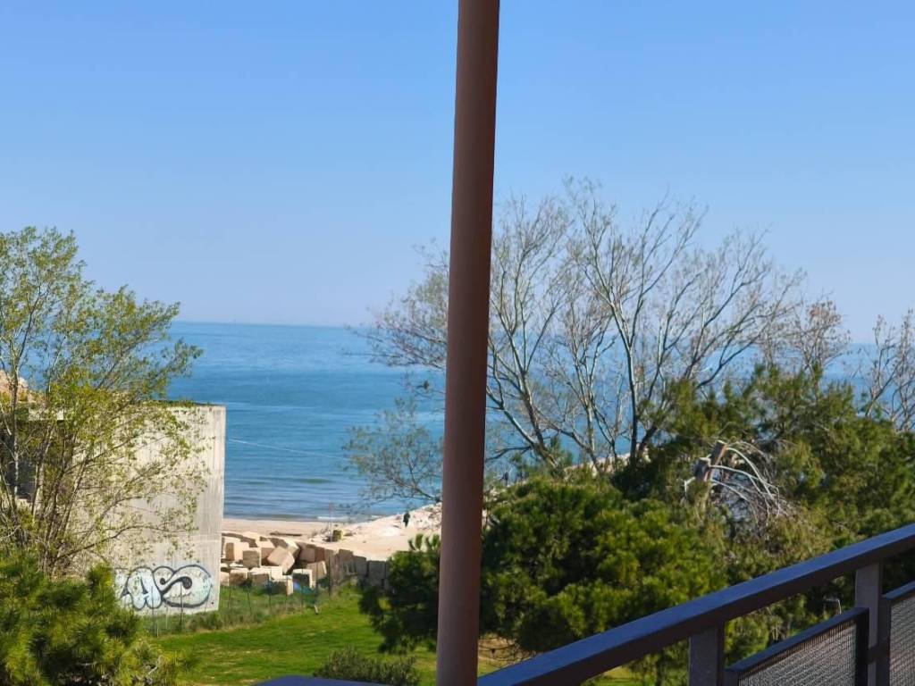 appartamento in vendita a Silvi in zona Silvi Marina