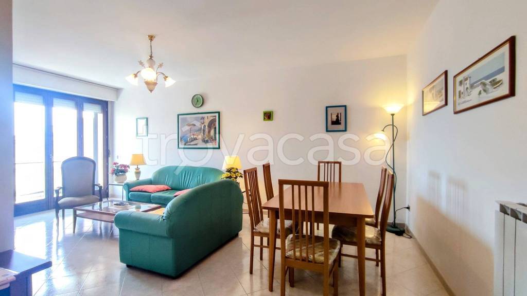 appartamento in vendita a Silvi in zona Silvi Marina