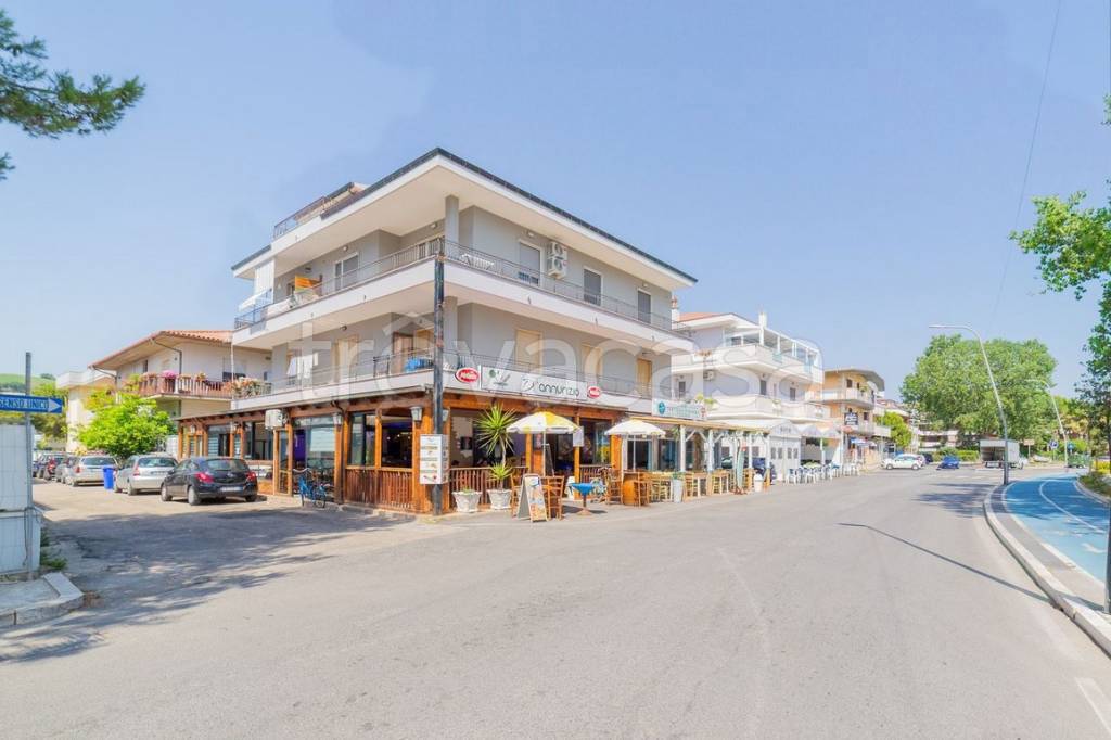 appartamento in vendita a Silvi in zona Silvi Marina