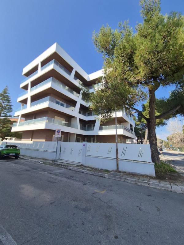 appartamento in vendita a Silvi in zona Silvi Marina