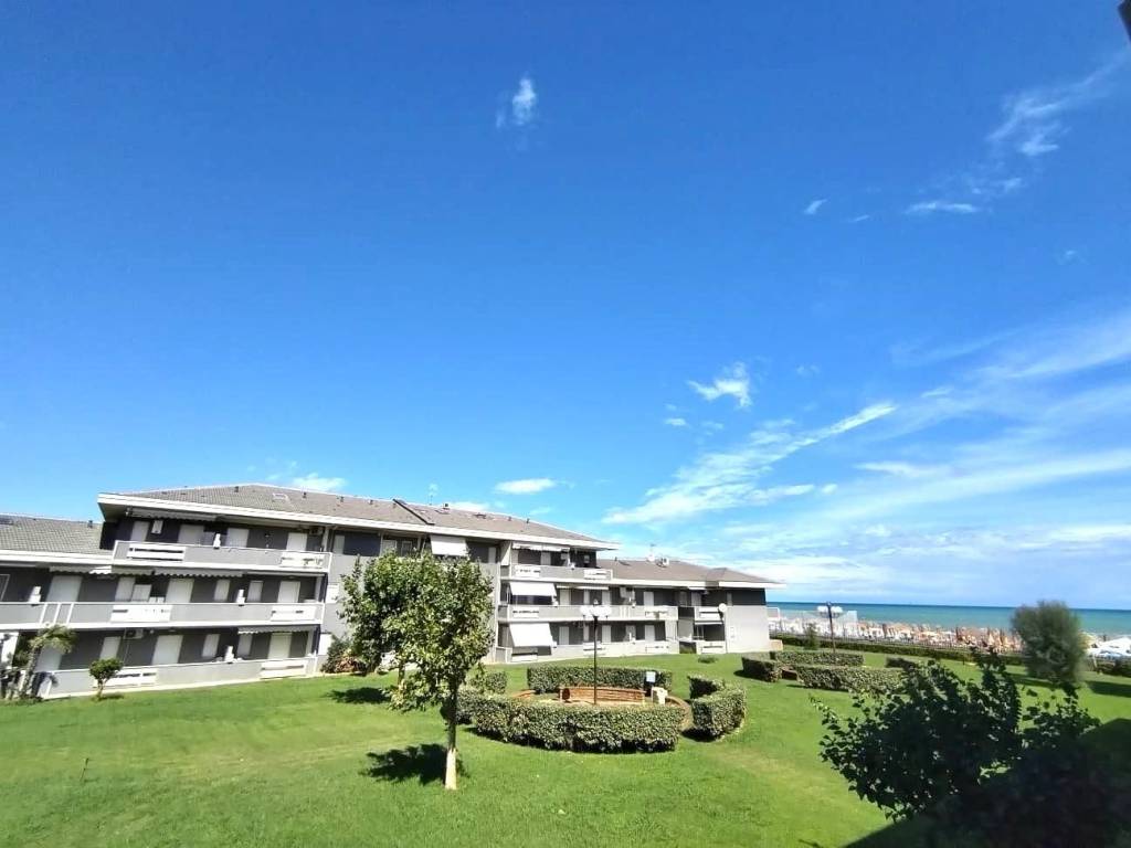 appartamento in vendita a Silvi in zona Silvi Marina