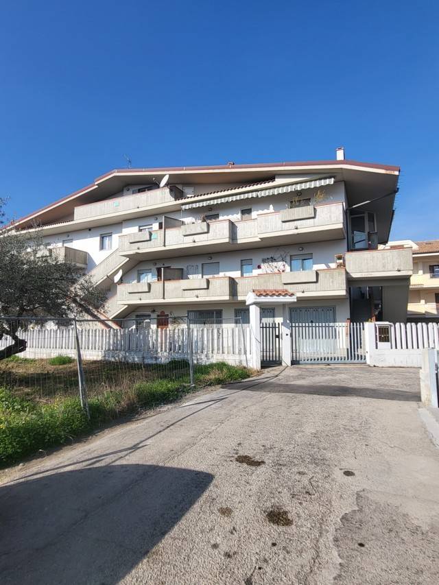 appartamento in vendita a Silvi in zona Silvi Marina