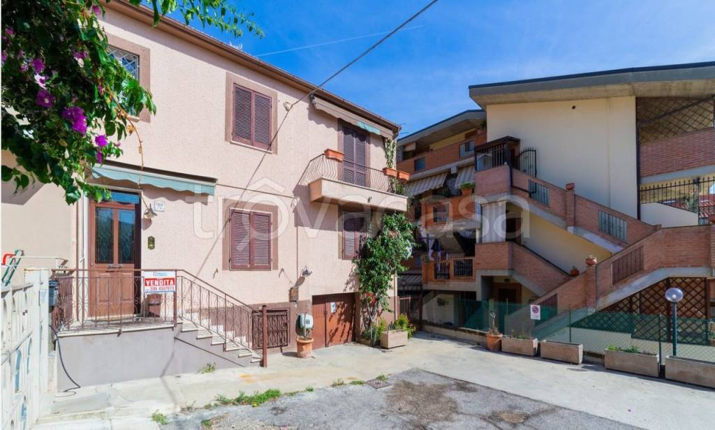casa indipendente in vendita a Silvi