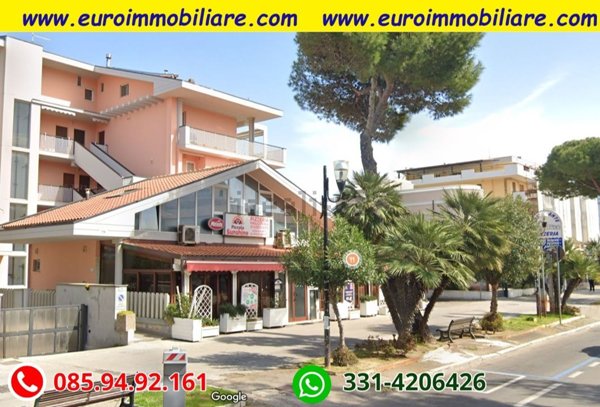locale commerciale in vendita a Silvi