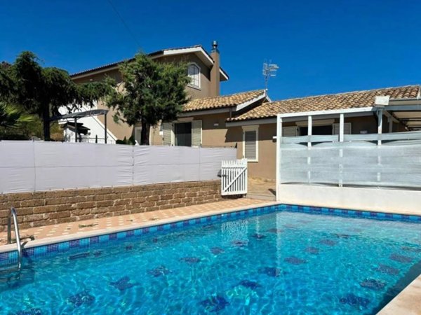casa indipendente in vendita a Silvi in zona Pianacce