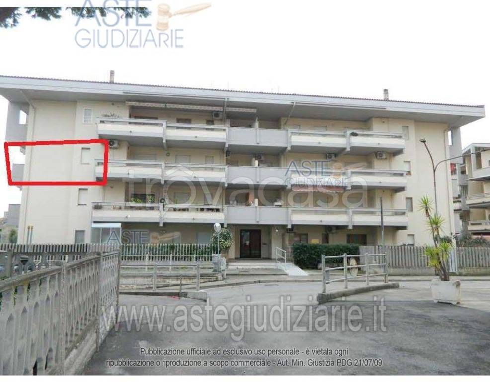 appartamento in vendita a Silvi in zona Silvi Marina